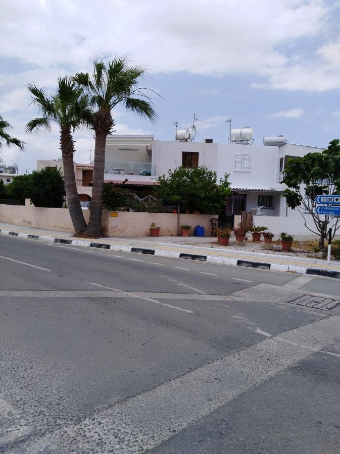 Larnaca, Pervolia 1 Bedroom Seaside Apartment 外观 照片