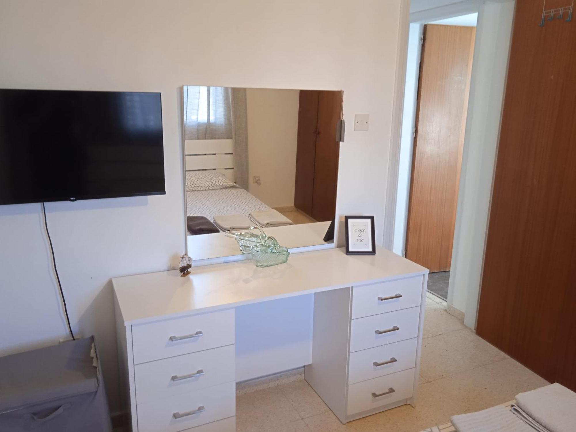 Larnaca, Pervolia 1 Bedroom Seaside Apartment 外观 照片
