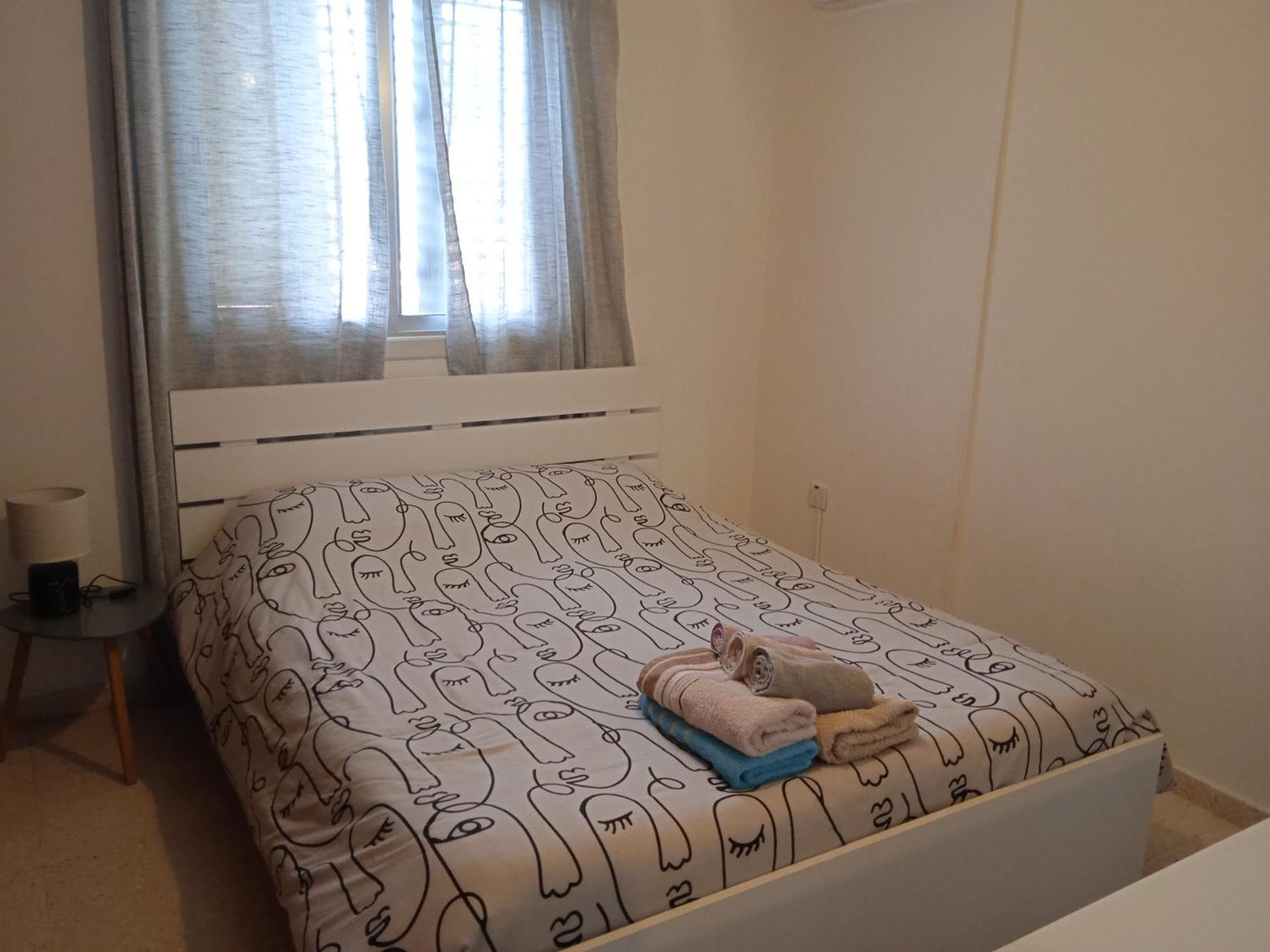 Larnaca, Pervolia 1 Bedroom Seaside Apartment 外观 照片